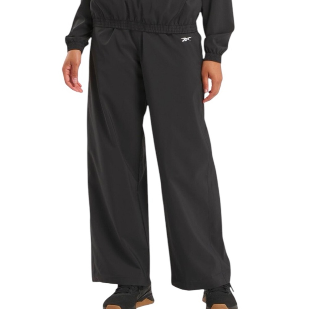 Reebok Women's Id Train Woven Pant size XL